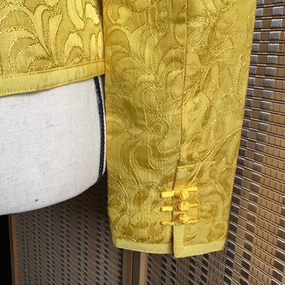 Yellow Floral Embossed Oriental Style Jacket Asian Inspired Cropped  size Small‎ - Picture 9 of 15